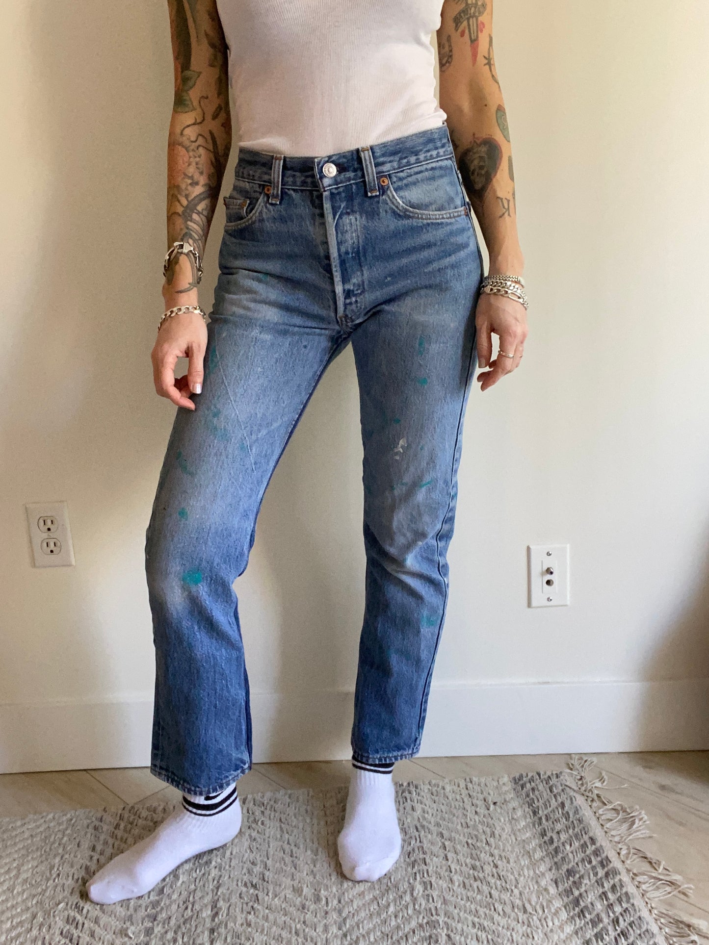 Size 26/27 Levi’s 501 jeans