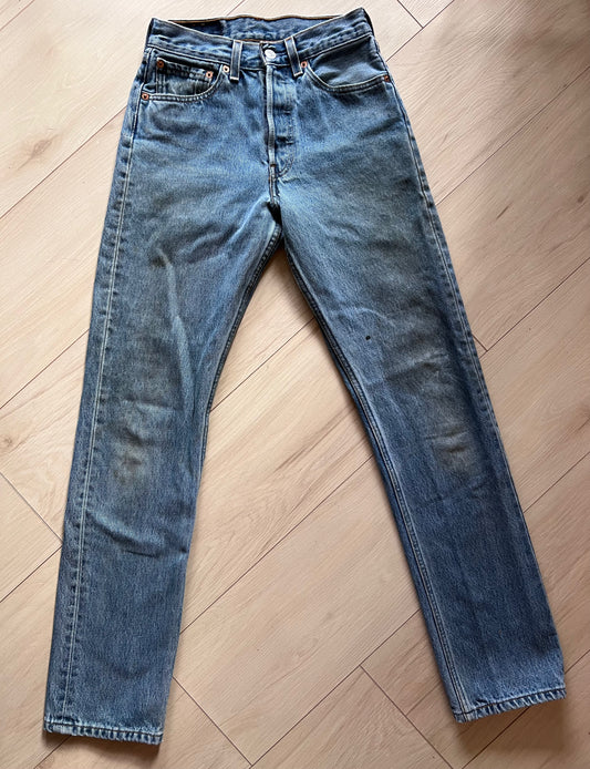 Size 24 Vintage Levi’s 501 jeans