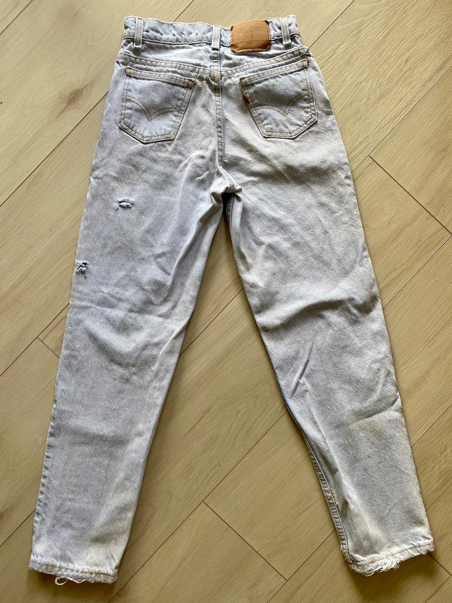 Size 23/24 Levi’s 550 jeans