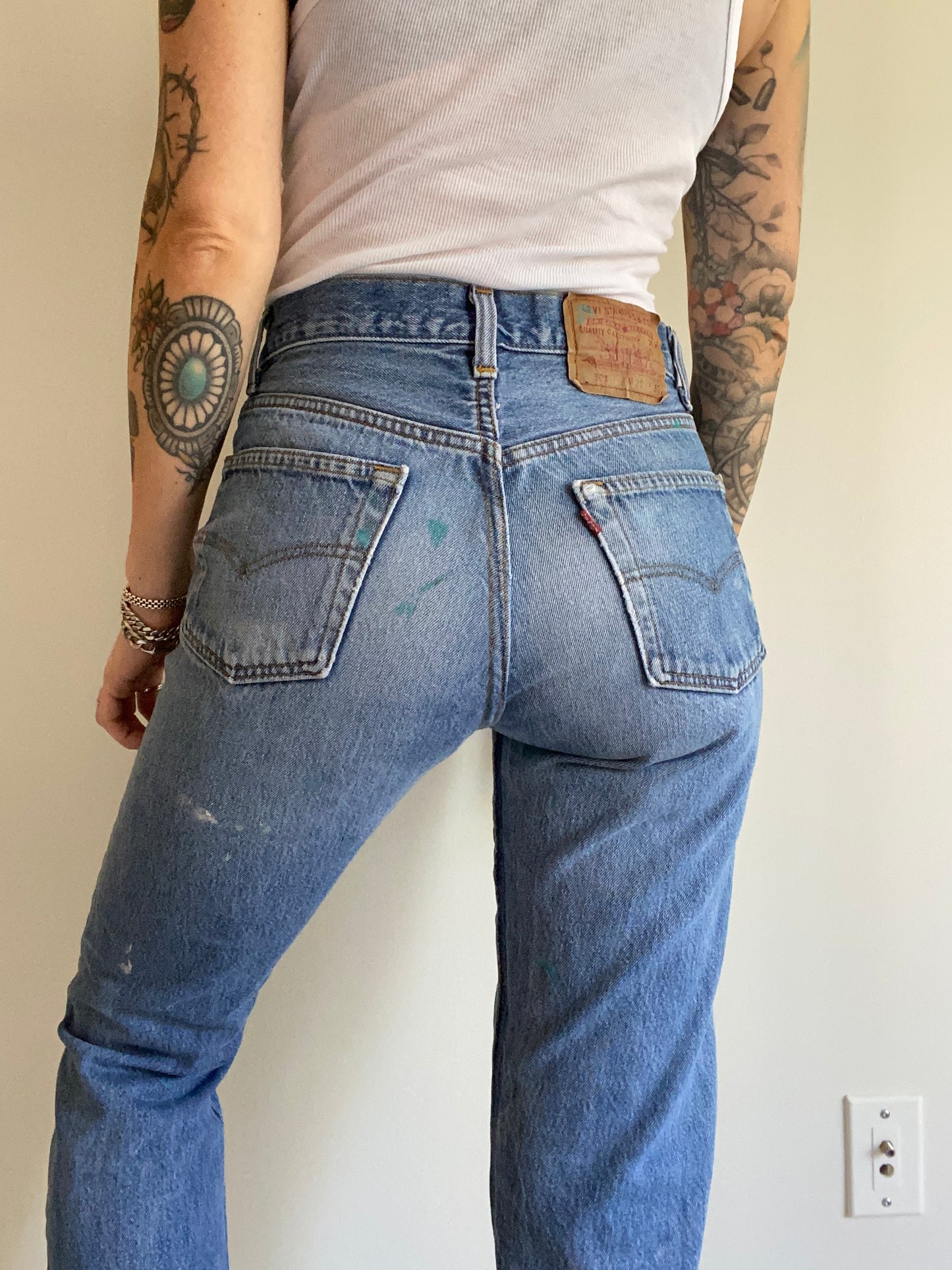 Size 26/27 Levi’s 501 jeans