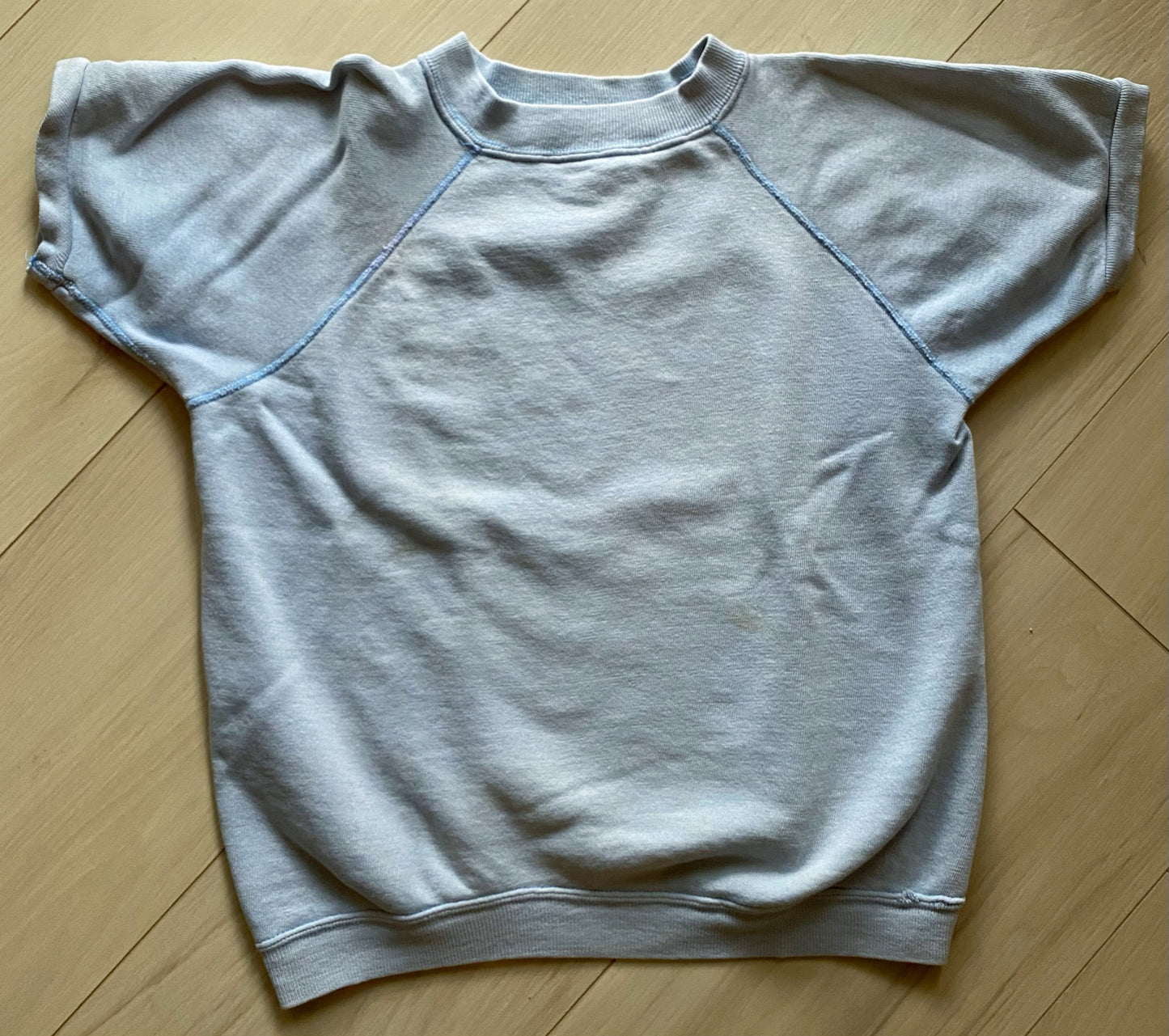 Short Sleeve raglan crewneck