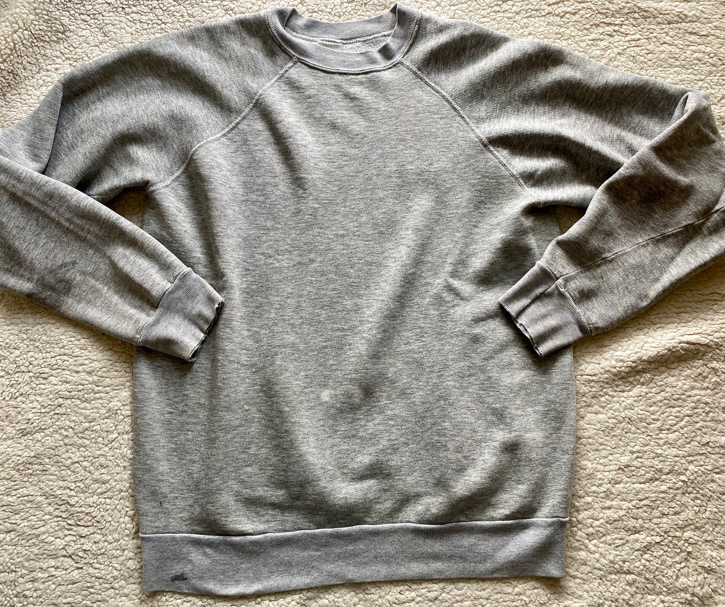 Vintage Raglan Sweatshirt