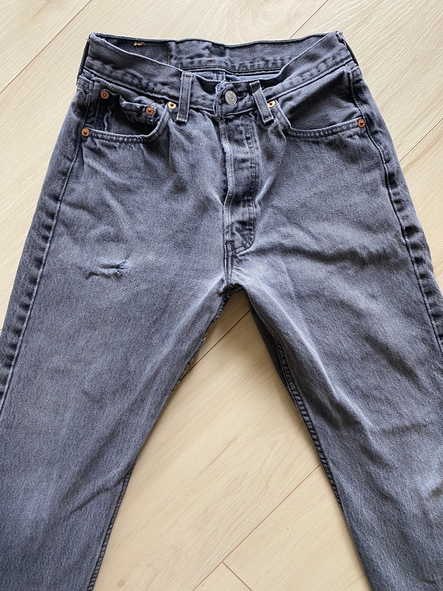 Size 25/26 Levi’s 501 jeans
