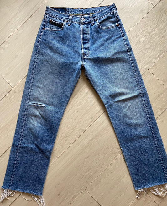 Size 27/28 Levi’s 501 jeans