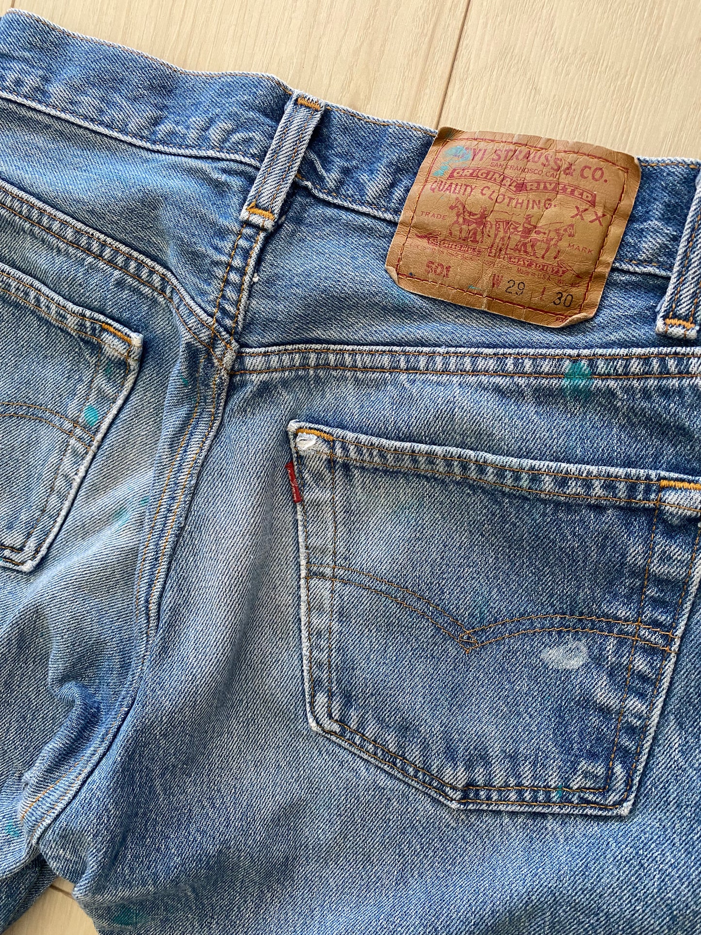 Size 26/27 Levi’s 501 jeans