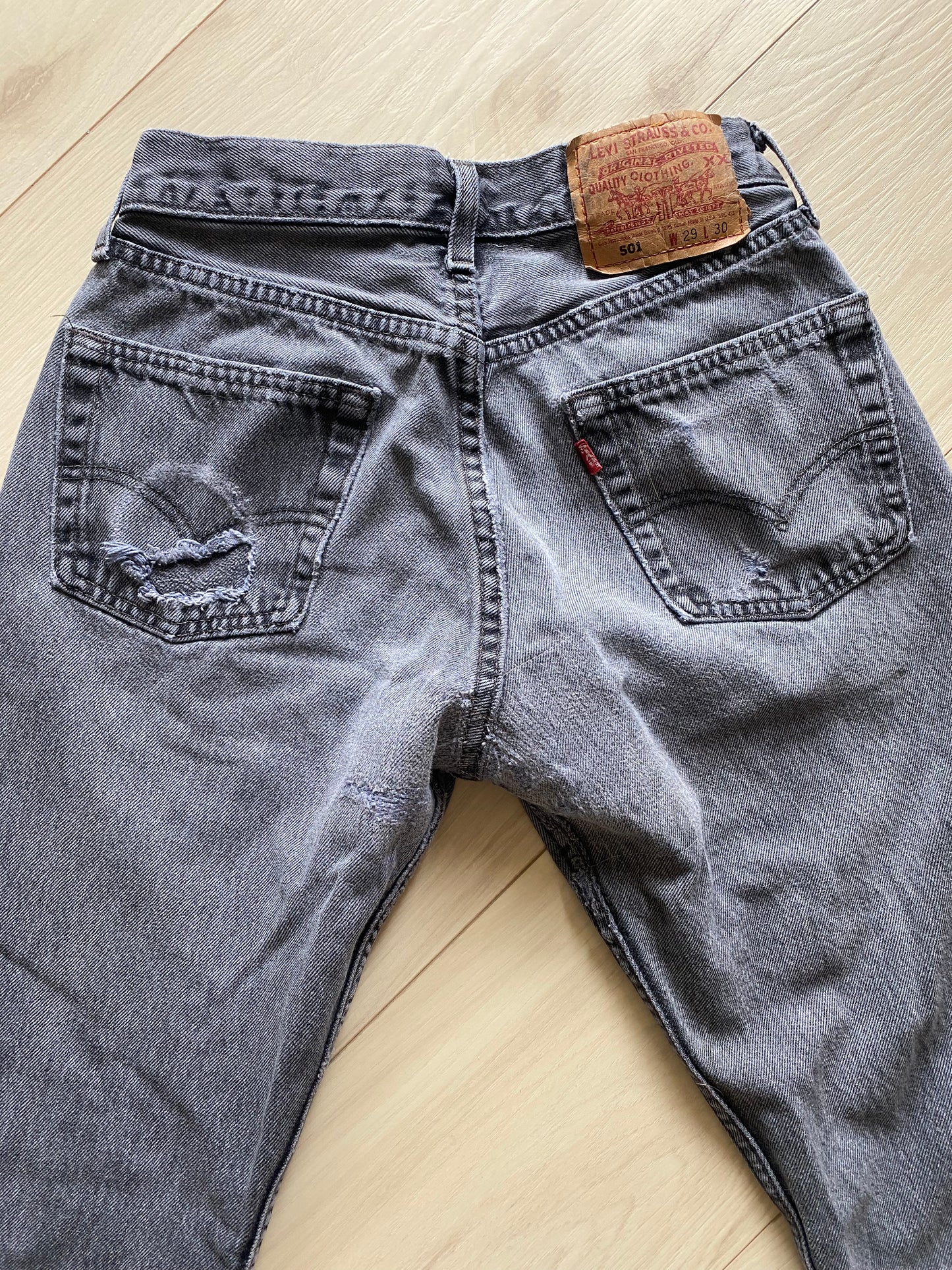 Size 25/26 Levi’s 501 jeans