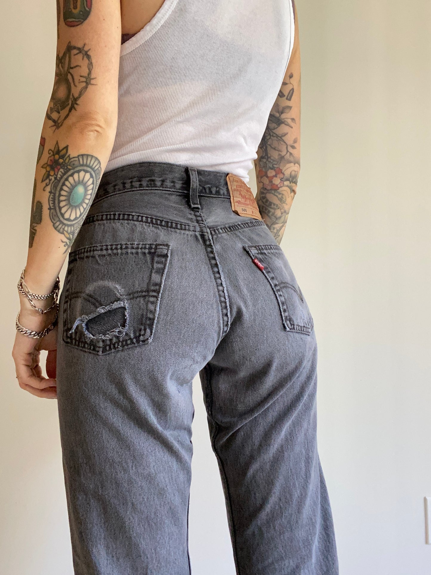 Size 25/26 Levi’s 501 jeans
