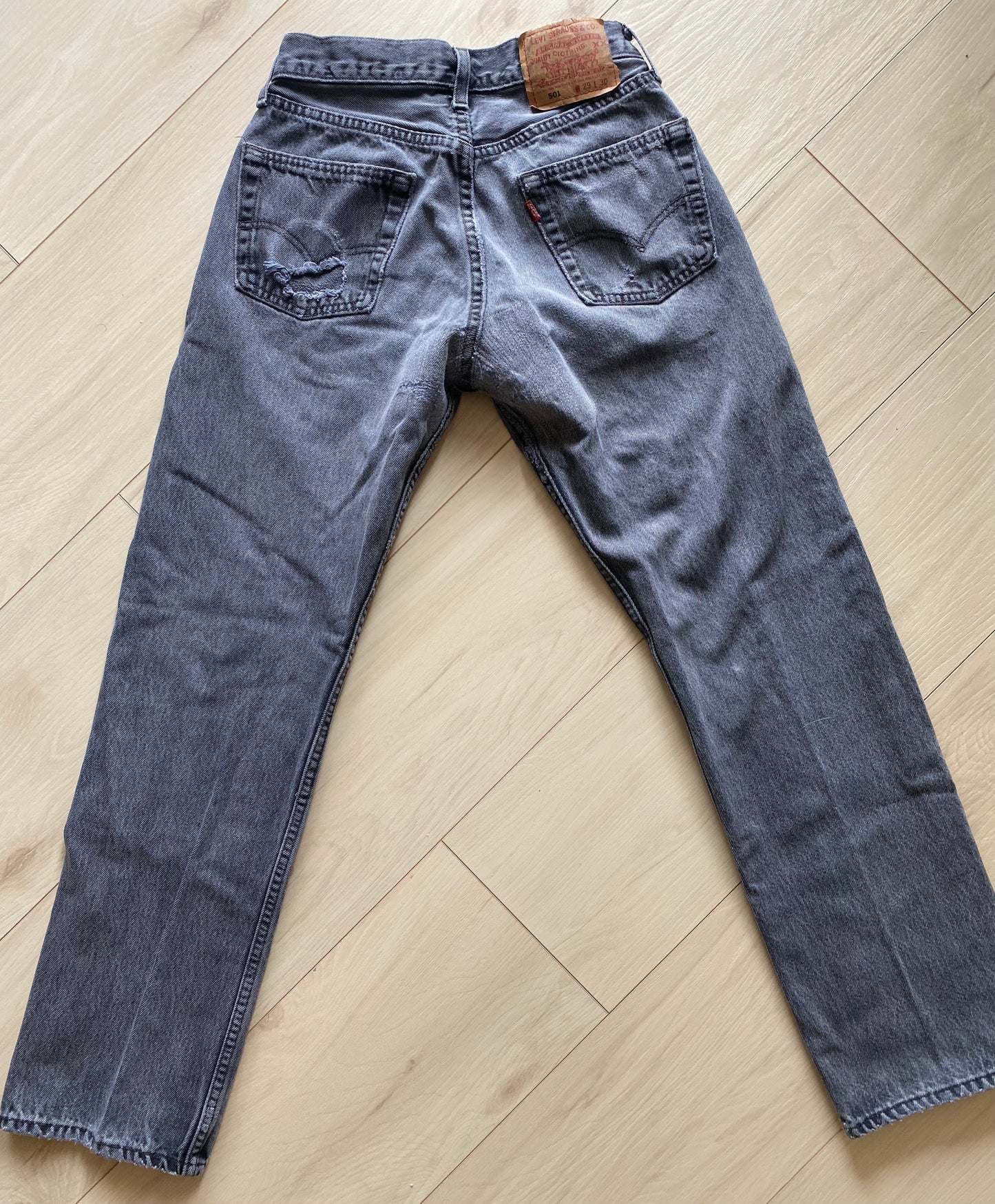 Size 25/26 Levi’s 501 jeans