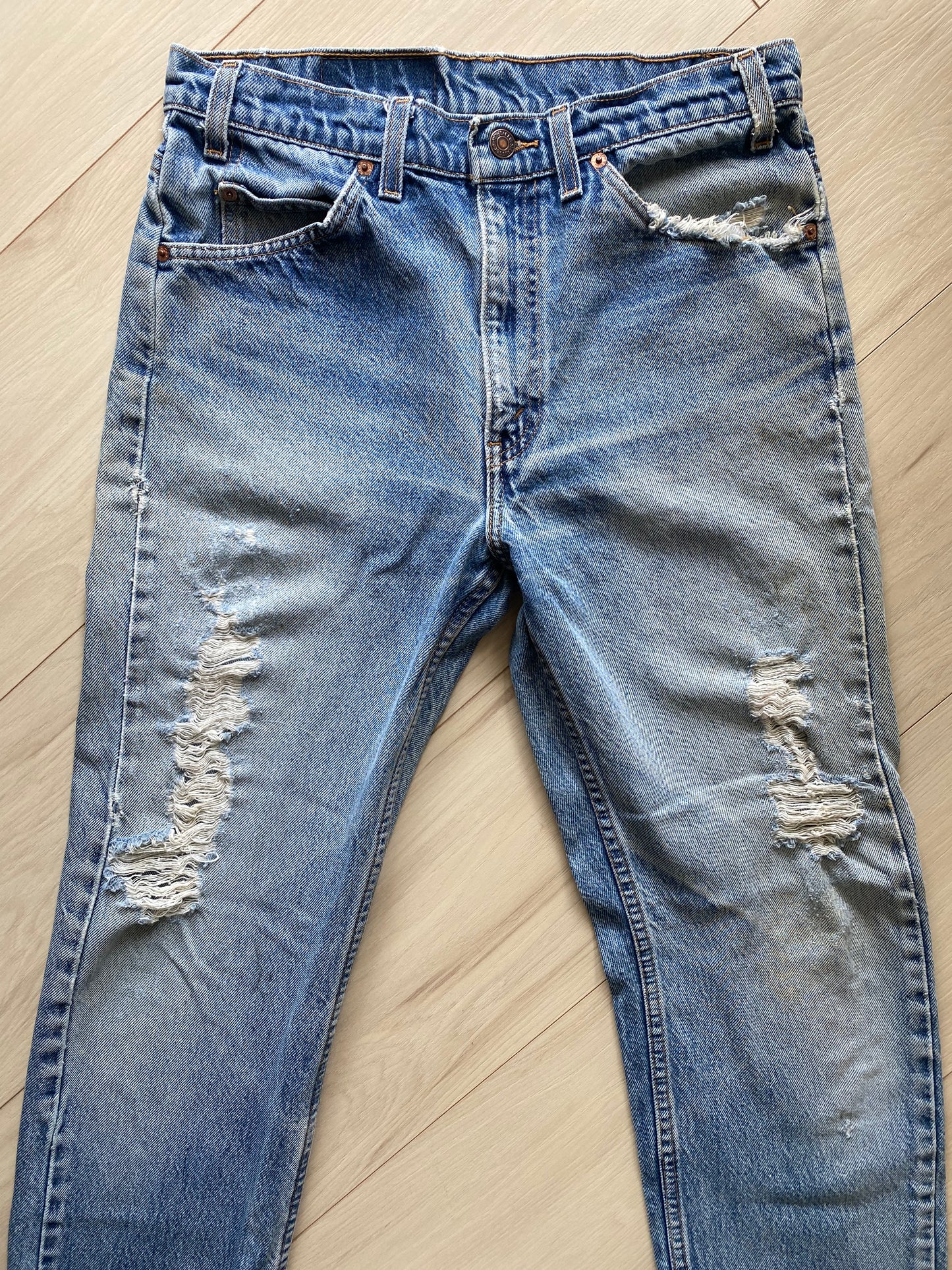 Size 28/29 Levi’s 505 jeans