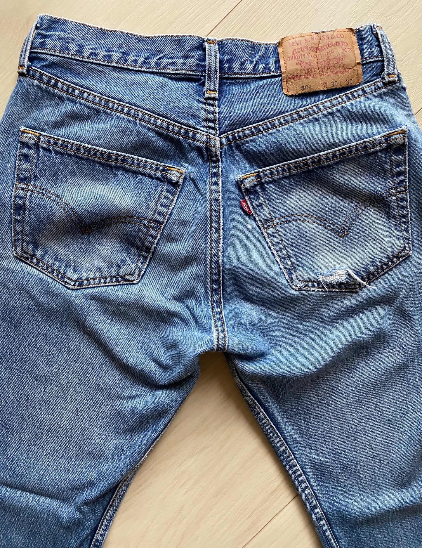 Size 27/28 Levi’s 501 jeans