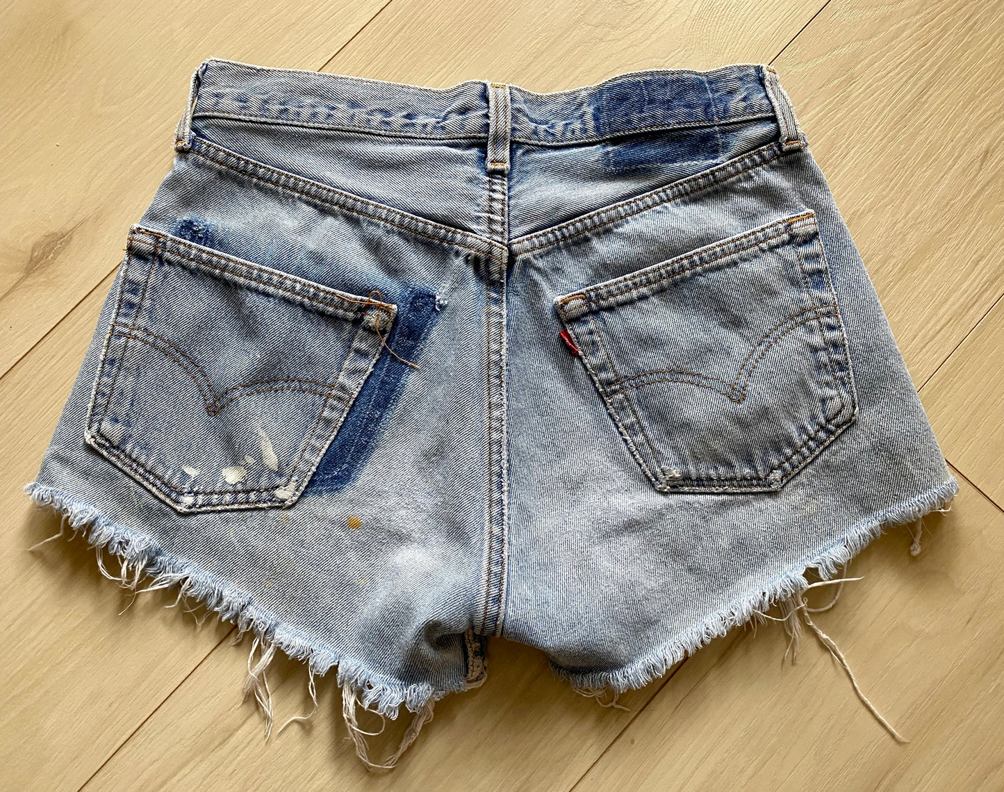 Size 28 Levi’s 501 Jean shorts